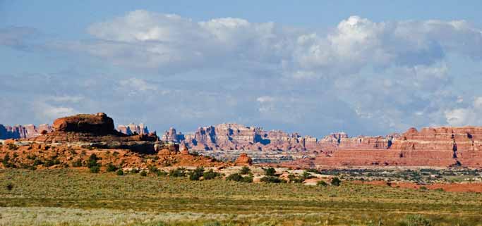 The Road to Canyon Lands